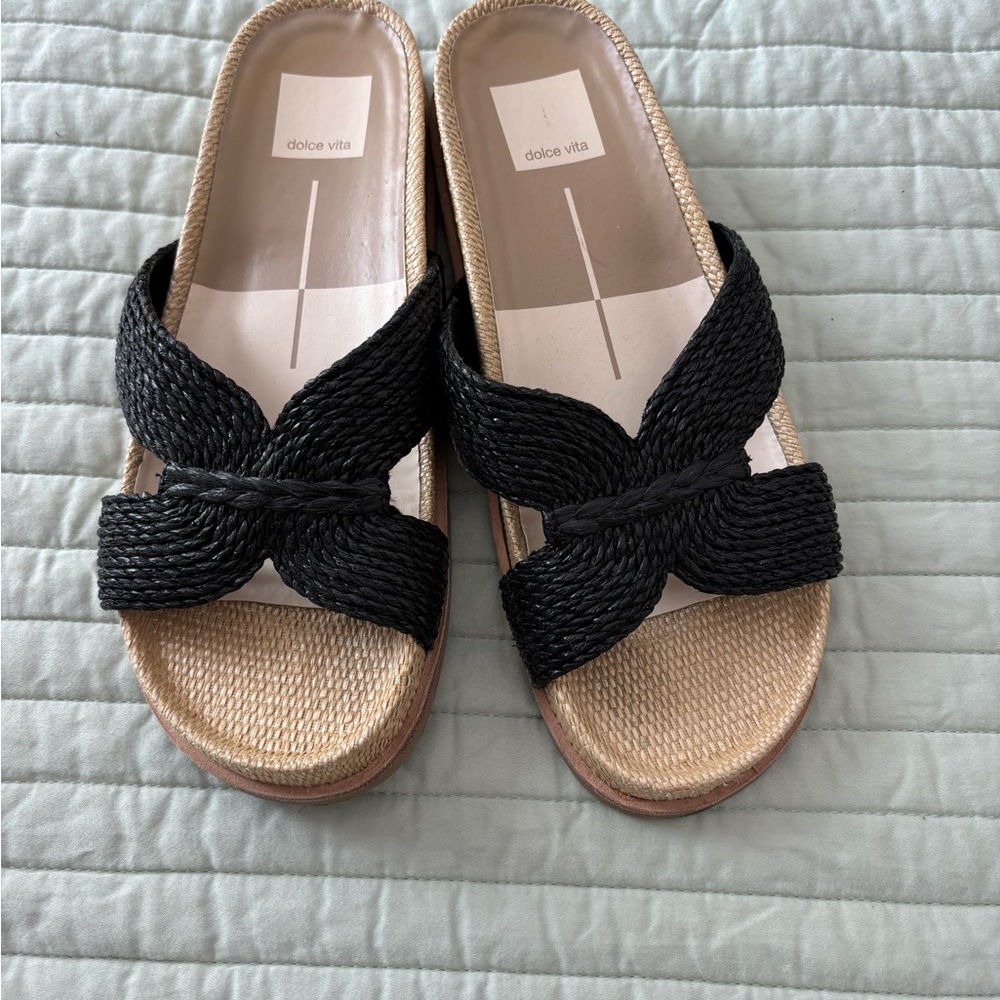 Dolce Vita Women's Black Slide Sandals